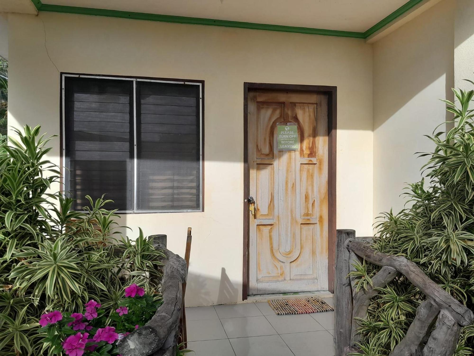 Enrico'S Guesthouse Siquijor Eksteriør bilde
