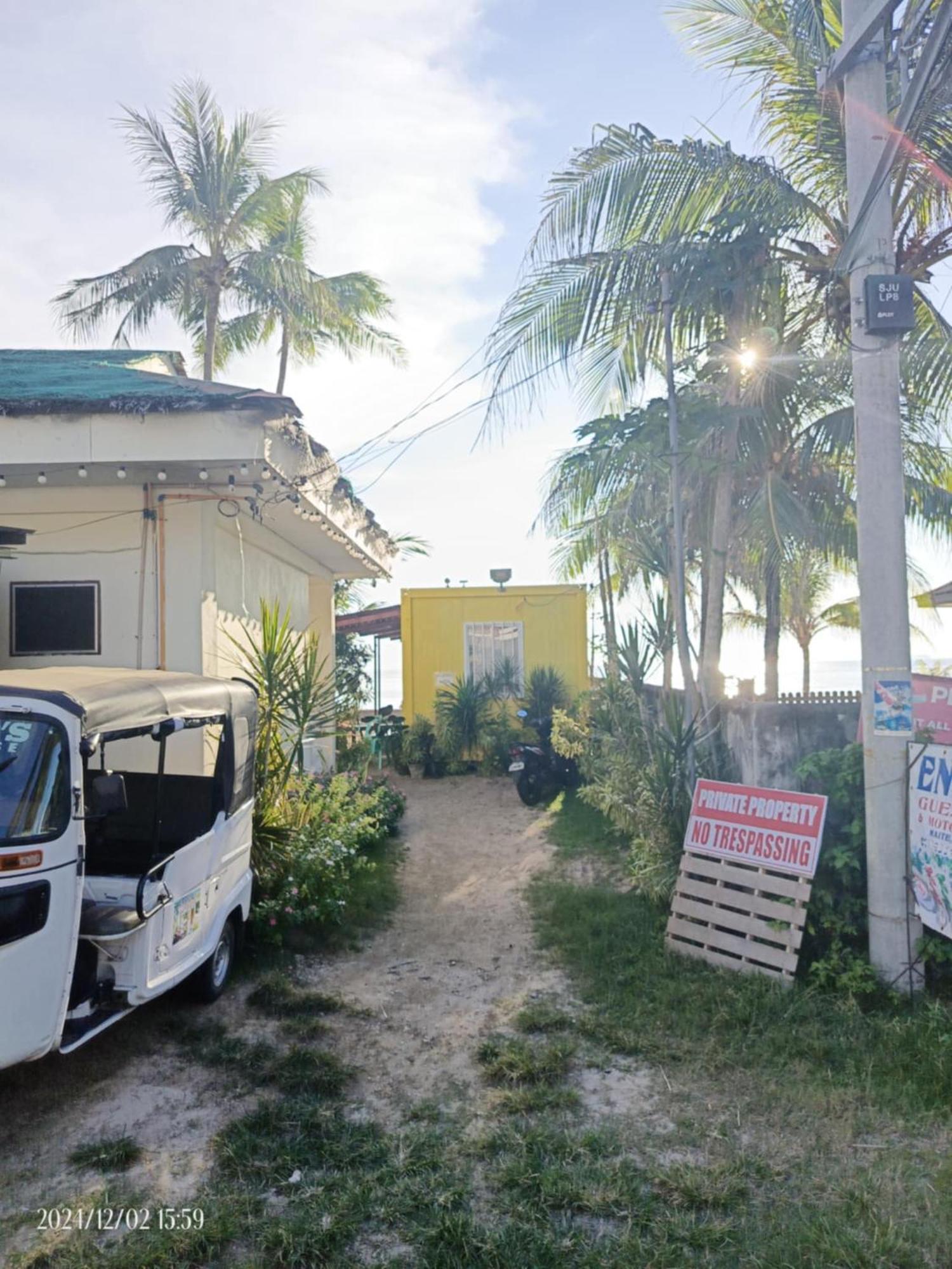 Enrico'S Guesthouse Siquijor Eksteriør bilde